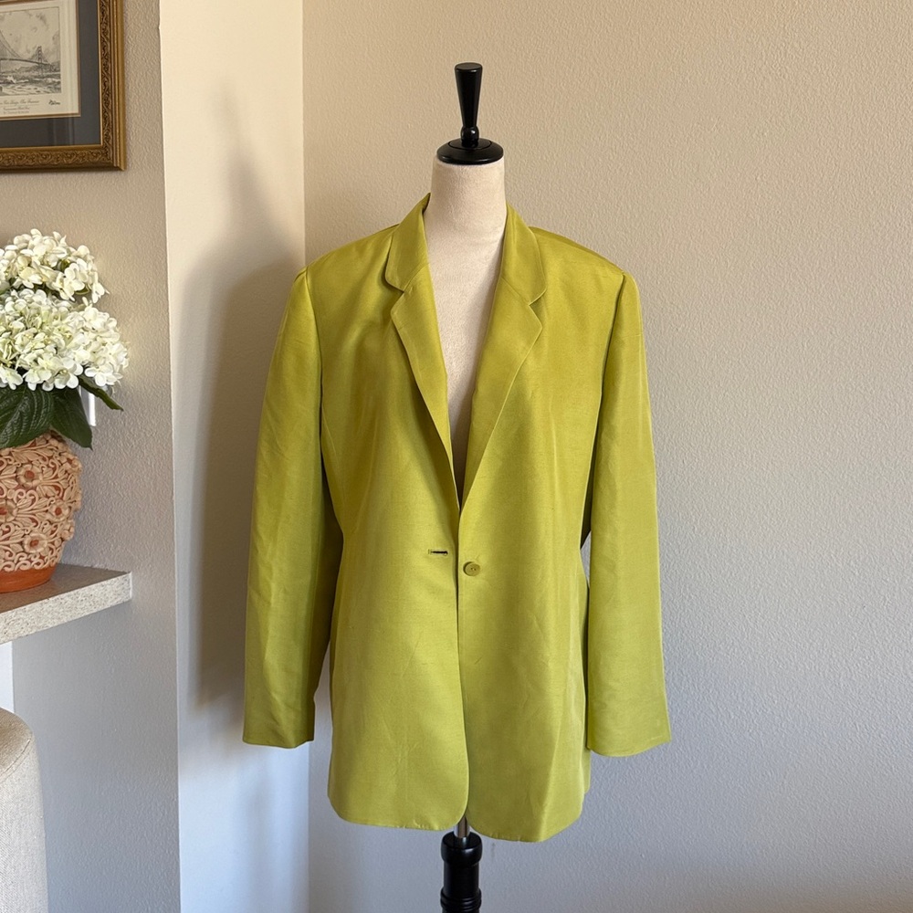 Peter Nygard Green silk blazer